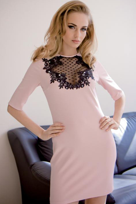 PRETTY WOMEN is a manufacturer of elegant dresses, evening dresses, occasional wholesale Poland